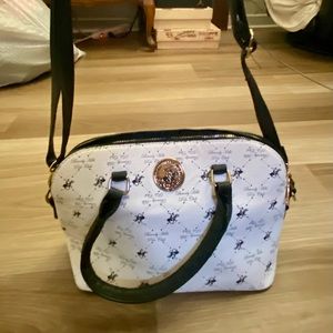Black & white purse